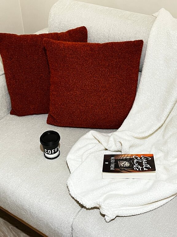 Tips for Hosting a Cozy Movie Night at Home